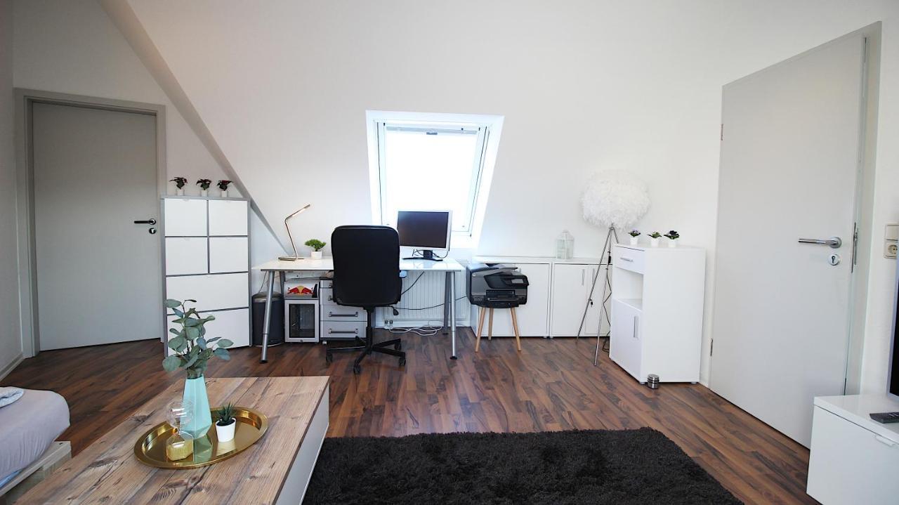Zimmer In Innenstadtwohnung Würzburg Zewnętrze zdjęcie