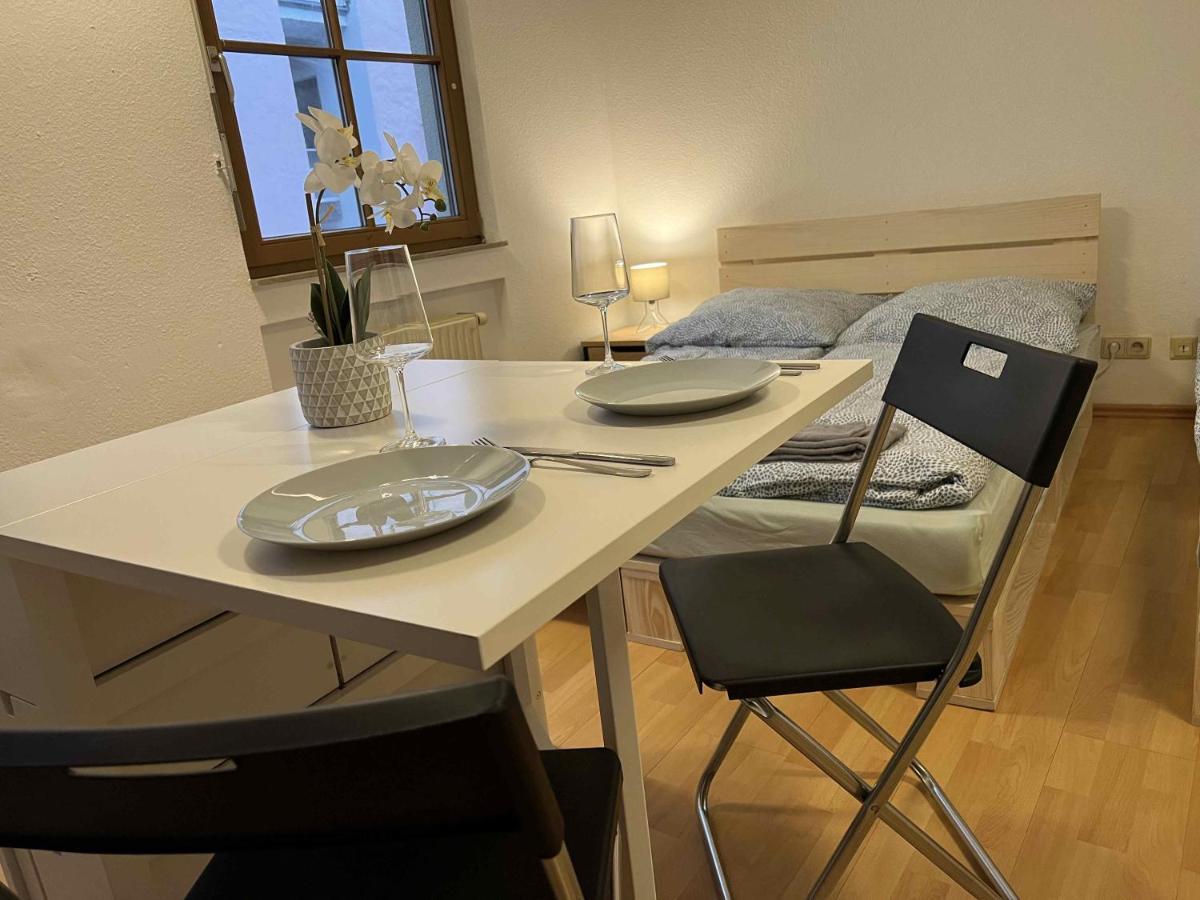 Zimmer In Innenstadtwohnung Würzburg Zewnętrze zdjęcie